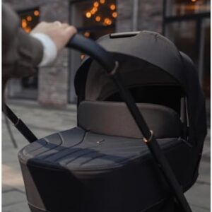 Venicci Claro | 2in1 Premium Travel System with Accessories. Includes Pushchair, Carrycot and Universal Car Seat Adapters | 8 Piece Bundle – Noir